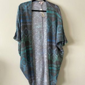 Lowered! 💥 Women’s Arizona Jean Co. Tribal Shawl